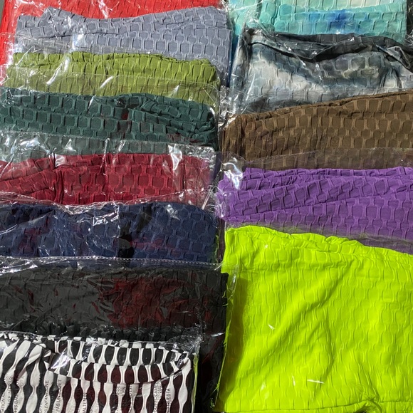 ๐ High Waist Textured Booty Push up Leggings - Picture 9 of 13